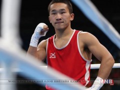 Э.Цэндбаатар дэвжээндээ медальтай ирлээ