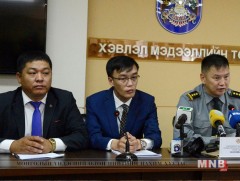 Унаач хүүхдүүдийг хурууны хээгээр бүртгэж, цахимжуулна