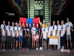 Монголын тамирчид 11 медальтай ирлээ