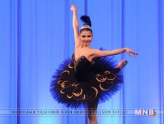 Балетын олон улсын анх¬дугаар уралдаанд О.Ану¬жин түрүүлэв