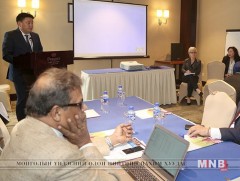 Хотын дарга “Аюулгүй, гамшигт тэсвэртэй хот” семинарт оролцов