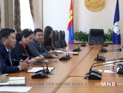 Кавей Захадитыг хүлээн авч уулзлаа