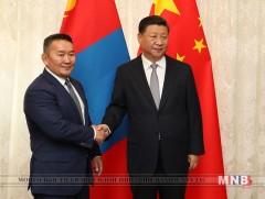 Монгол Улсын Ерөнхийлөгч Х.Баттулга БНХАУ-ын дарга Си Жиньпинтэй уулзлаа