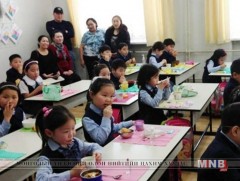 Үдийн цай хэрэгжүүлэгч нэг байгууллагын үйл ажиллагааг түр зогсоожээ