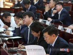 ЕБС-ыг хоёр ээлжид шилжүүлэх ажлыг эрчимжүүлэхийг үүрэг болголоо