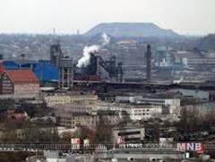 Украйны эрх баригчид Зүүн Украйны онцгой статусыг сунгалаа