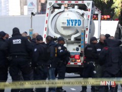 Барак Обама, Билл Клинтон болон Хиллари Клинтон нарт тэсрэх бөмбөг илгээжээ