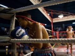 Тай боксын тулааны үеэр хүнд цохилтод өртсөн 13 настай хүү нас баржээ 