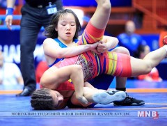 Долоон охин сурагчдын Азийн АШТ-д зодоглоно