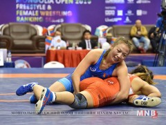 С.Цэрэнчимэд эзэн орны бөхийг цэвэр яллаа