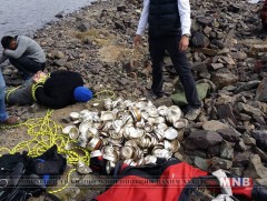 Нуурын ёроолоос мөнгөн аяга авсан этгээдүүдийн хэргийг шүүхэд шилжүүлэв