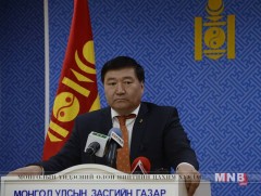 Ирэх онд гадаад ажиллагсдын тоог 20 хувиар бууруулна