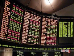 Гадаадын хөрөнгө оруулагчид АНУ-ын төрийн үнэт цааснаас татгалзаж байна