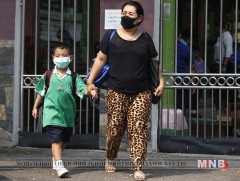 Агаарын бохирдлын улмаас Тайландын сургуулиуд хаалгаа барьжээ