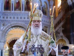 Оросын үнэн алдартны шашинтнууд Зул сарын баяраа тэмдэглэж байна