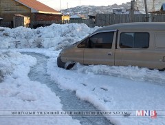 Фото: Халиа дошин үүсч нөхцөл байдал хүндэрсэн газруудад ажиллалаа