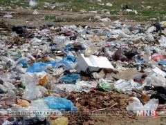 Гялгар уут дор хаяж 500 жил хөрс, ус бохирдуулдаг