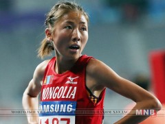 Гүйлтийн тамирчин Б.Мөнхзаяа ДАШТ-д хурд хүчээ сорино