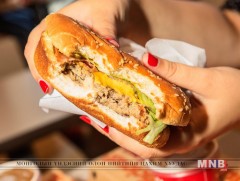 Олон нийтийн газарт түргэн хоолны сурталчилгаа явуулахыг хориглолоо