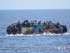 Ливийн цагаачид Газар дундын тэнгист осолджээ