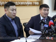 Хотын Захирагчийн захирамжийн дагуу зөвшөөрөлгүй хашаа, хайсыг цэгцлэх ажил эхэллээ