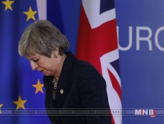 Их Британи улсыг ЕХ-ны бүрэлдэхүүнээс гарах хугацааг хойшлууллаа
