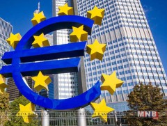 Европ энэ онд бодлогын хүүгээ өсгөхгүй