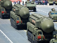 ОХУ-ыг 2000 орчим стратегийн бус цөмийн зэвсэгтэй гэв