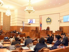 Хуулийн төслүүдийг эцсийн хэлэлцүүлэгт шилжүүллээ