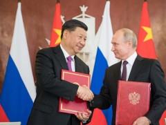 Хятадын дарга Ши Жиньпин ОХУ-д айлчилж байна 