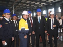 Ерөнхий сайд У.Хүрэлсүх, Хотын дарга С.Амарсайхан нар “Таван толгой түлш” ХХК-д ажиллалаа