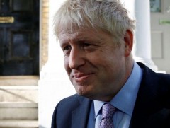 Борис Жонсоны нэр хүнд огцом унажээ 