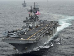 АНУ-ын Тэнгисийн цэргийн хүчин Ираны дроныг устгажээ 