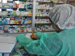 Эм, ханган нийлүүлэх байгууллага, эмийн сангийн үйл ажиллагаанд шалгалт хийлээ