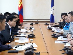 Украйны төлөөлөгчдийг хүлээн авч уулзлаа