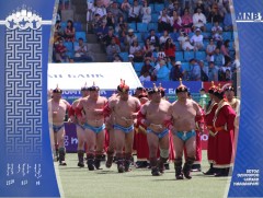 Аймаг, цэргийн цолтой 16 бөх гурав даваад байна