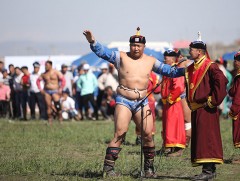 Налайх дүүргийн 97 жилийн ойн Үндэсний их баяр наадам боллоо