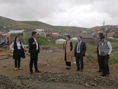 Сүхбаатар дүүрэгт баригдаж байгаа цэцэрлэгүүдийн барилгын ажлыг түргэвчлэх үүрэг өглөө