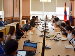 Худалдан авах ажиллагааны хууль, тогтоомжийн хэрэгжилтийн талаар уулзалт зохион байгууллаа