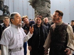 Арнольд Шварцнеггер, Жеки Чан нарын хамт тоглосон кино Хятадад гарна