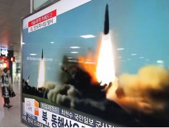 Умард Солонгос дахин пуужин харвалаа