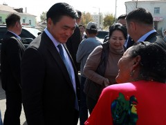 Налайх дүүргийн иргэд хөдөлмөрчидтэй уулзаж, санал сэтгэгдлийг нь сонслоо