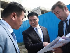 Гурван аж ахуйн нэгжээс болж замын бэлтгэл ажил саатжээ