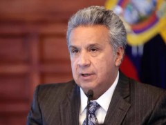 Ленин Морено Түлшний хөнгөлөлтийг цуцлах тухай зарлигаа хүчингүй болголоо 