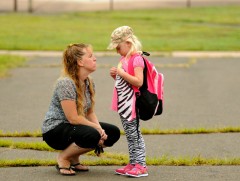 Та хүүхдээ цэцэрлэгээс нь авахдаа юу гэж асуудаг вэ 