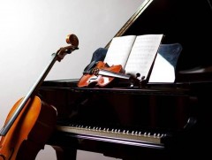  Францын хөгжмийн зохиолч Мишель Коломбиерийн уран бүтээлээс... 