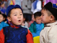 Хөөмийн урлагаа “Дэлхийн дээд амжилт”-д бүртгүүлнэ