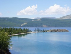 Цэнгэг уст Ачит нуур 