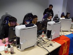 “August” баг шинэ бүрэлдэхүүнээр тоглоно