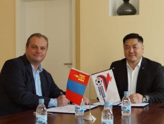 Герман дасгалжуулагч Майкл Вайсс ажлаа хүлээлгэн өглөө